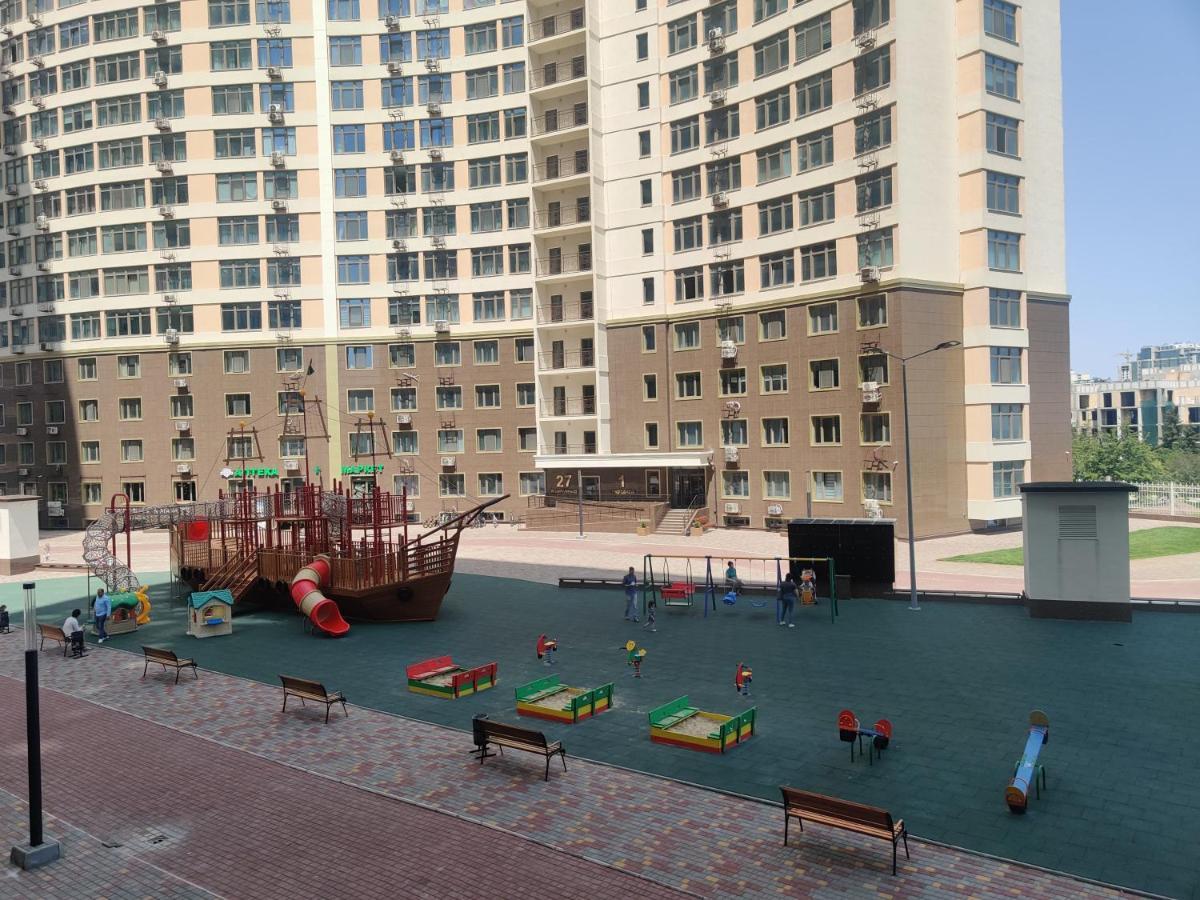 Sea Symphony Apartamento Odesa Exterior foto